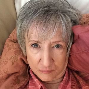 Meet your Posher, Carol